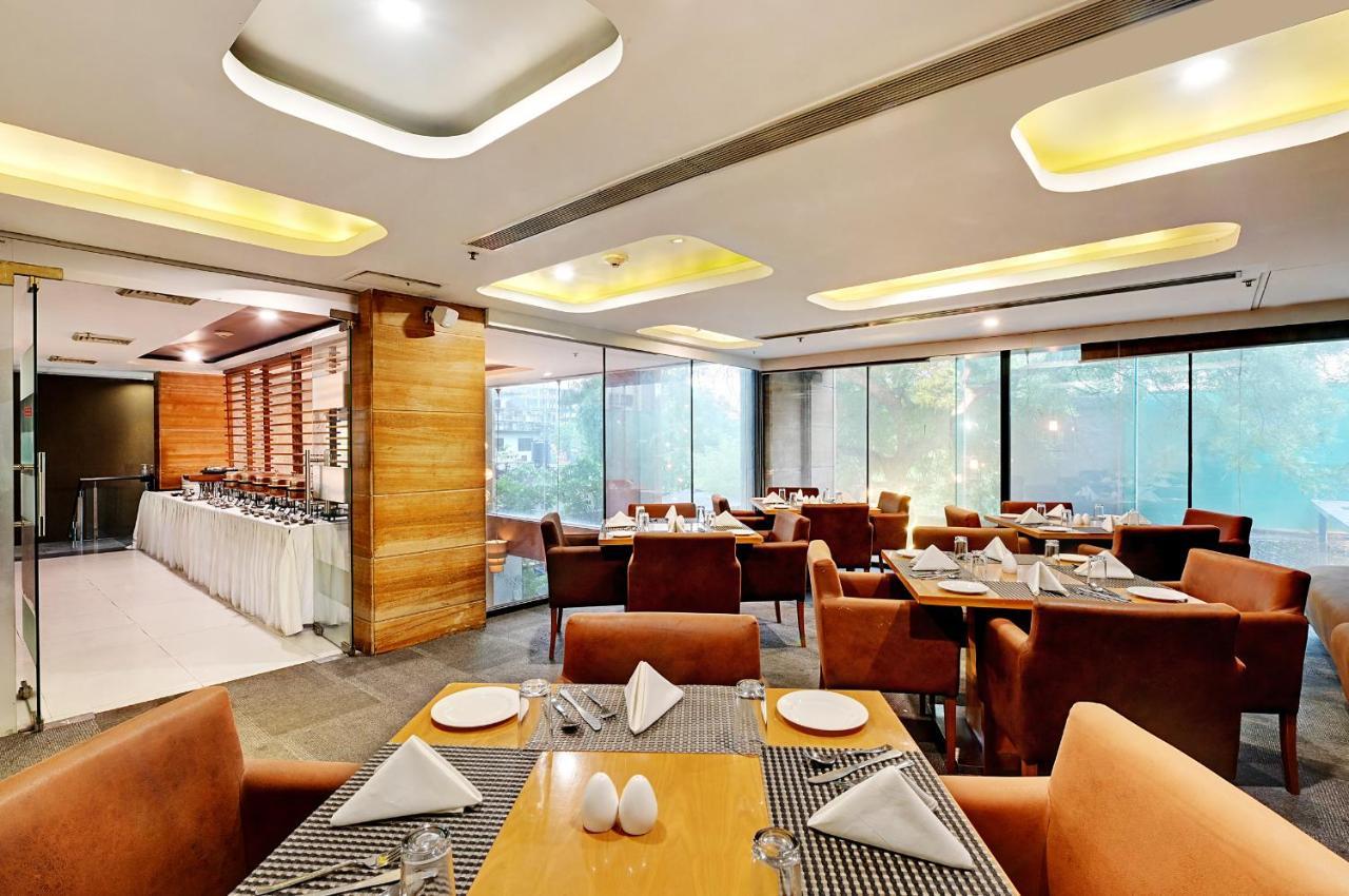 Quality Inn Gurgaon Exterior photo