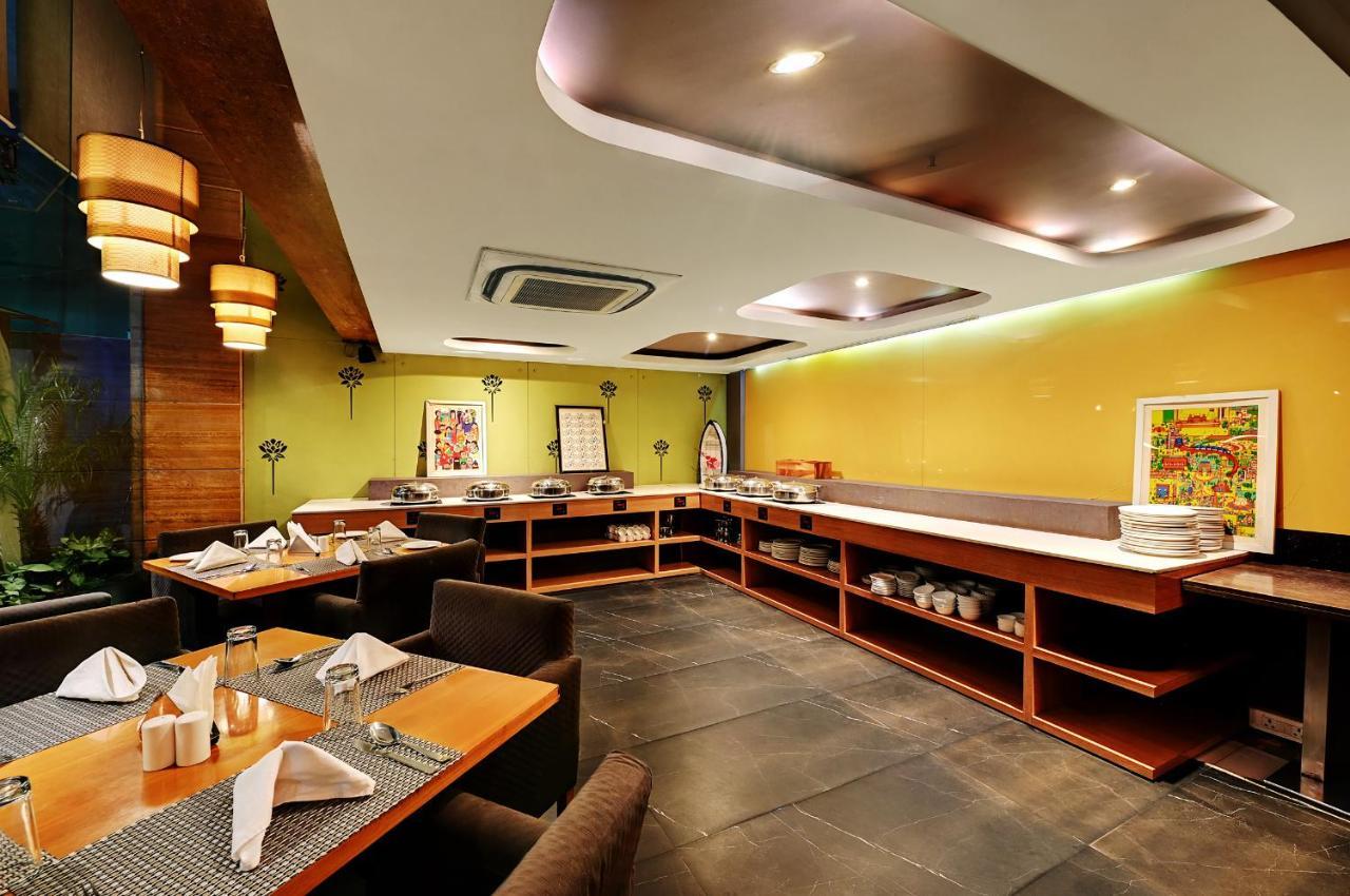 Quality Inn Gurgaon Exterior photo