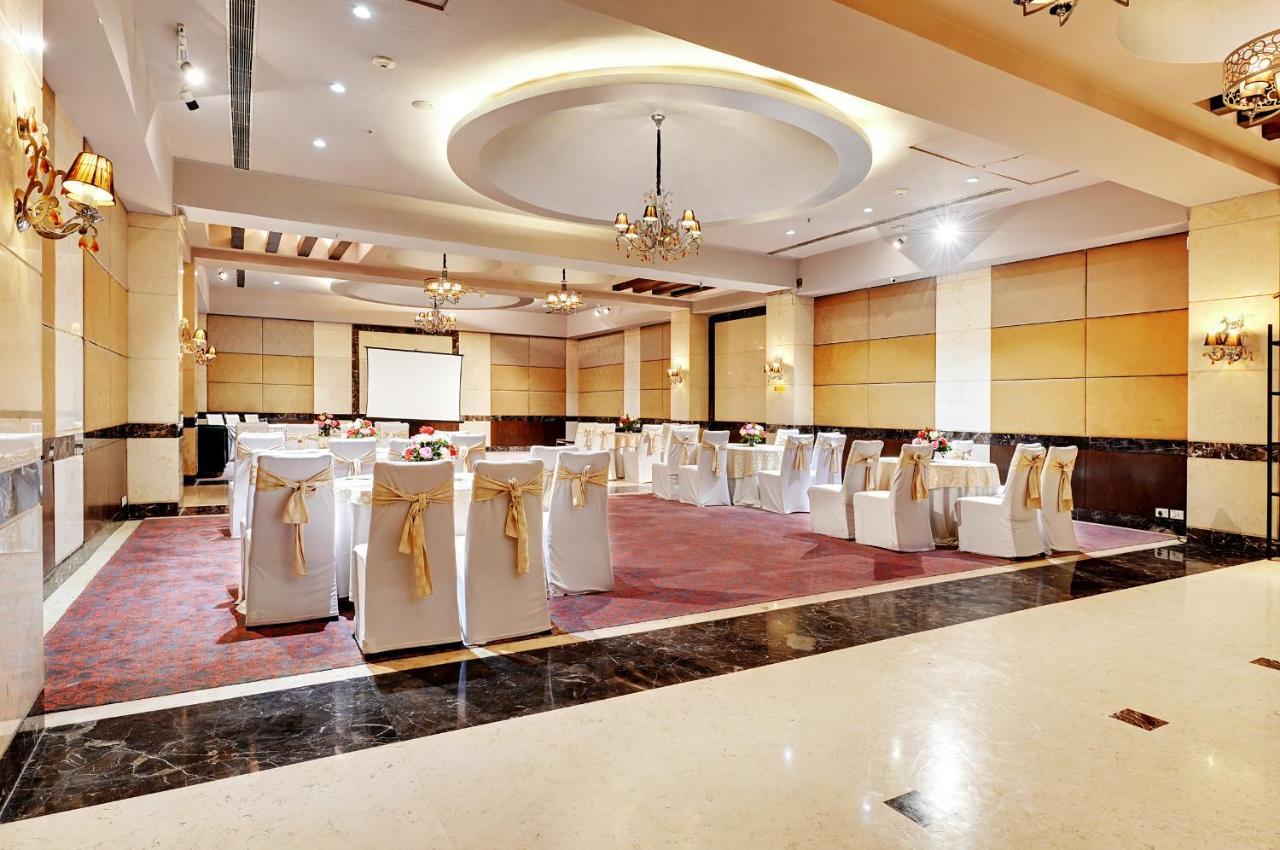 Quality Inn Gurgaon Exterior photo