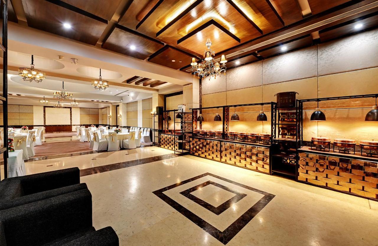 Quality Inn Gurgaon Exterior photo