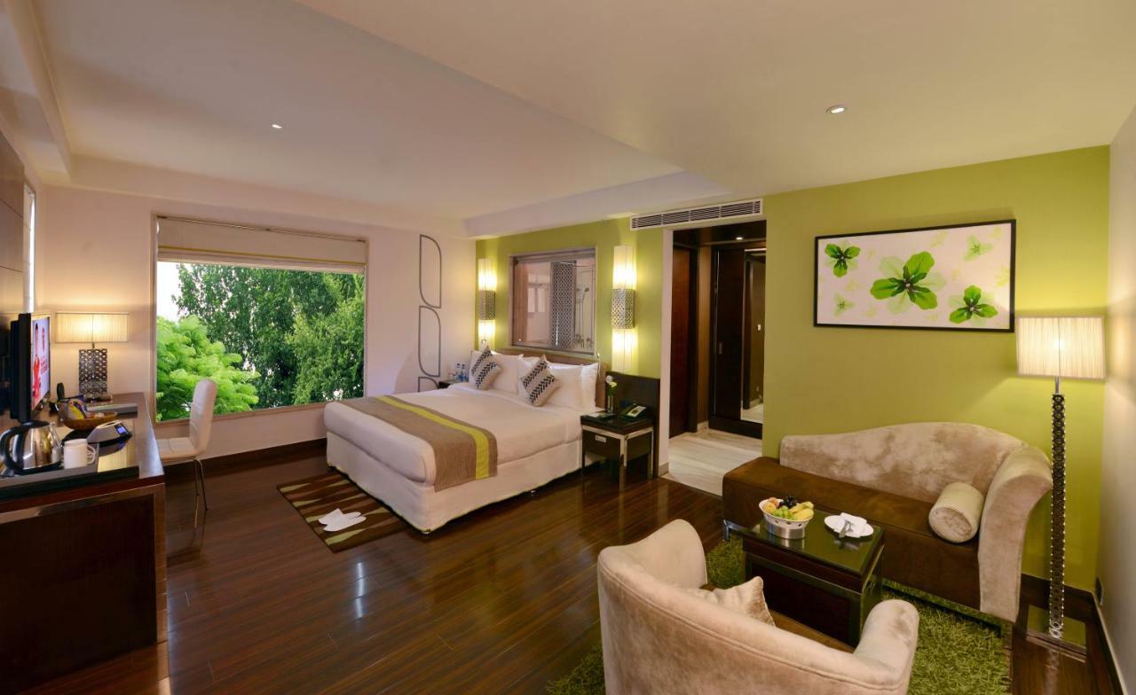 Quality Inn Gurgaon Exterior photo